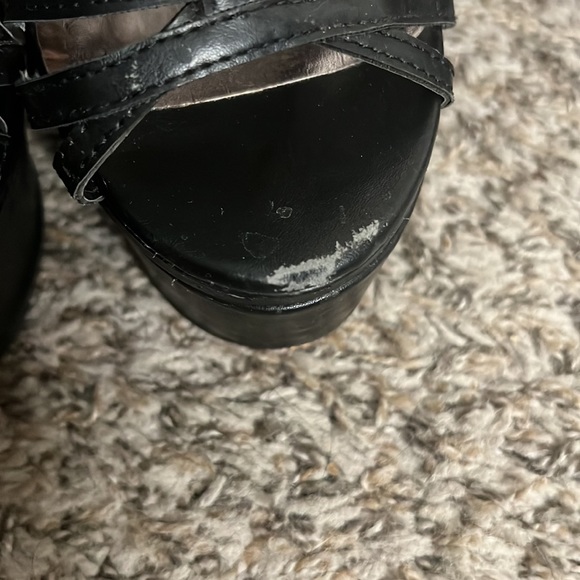 Bebe Black strappy/ caged high heels with zipper up back - Picture 2 of 4